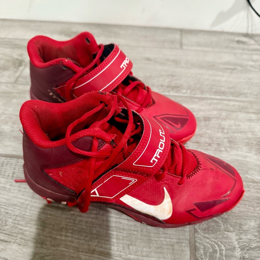 Nike Trout baseball cleats